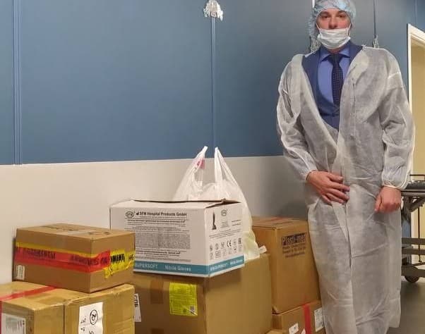 На прошлой неделе передали гуманитарную помощь в один из госпиталей нашего города.